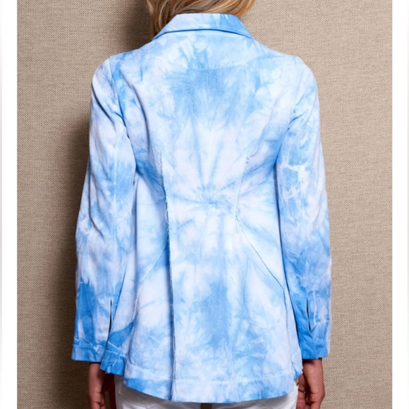 Maison Cherie Green Batik Jacket - Picture 9 of 9